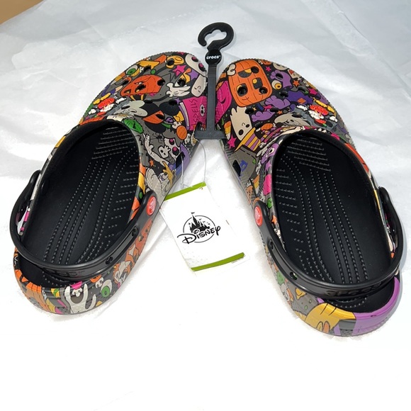 M8/W10 DISNEY CROCS Mickey and Minnie Halloween Shoes - Picture 10 of 14